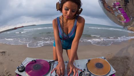 Beach-DJ-05