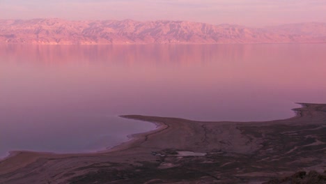 A-high-and-wide-shot-of-the-shoreline-of-the-Dead-Sea-in-Israel-at-dusk-1