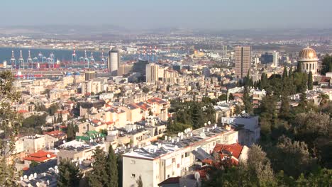 Establishing-shot-overlooking-apartments-and-buildings-and-the-Bahai-Temple-in-Haifa-israel-2