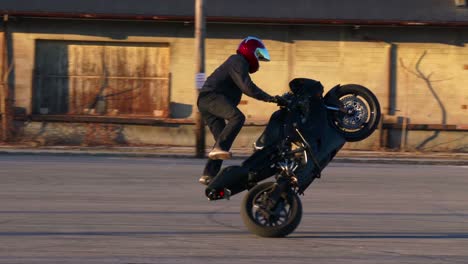A-rider-performs-amazing-stunts-on-a-motorcycle-in-slow-motion-2