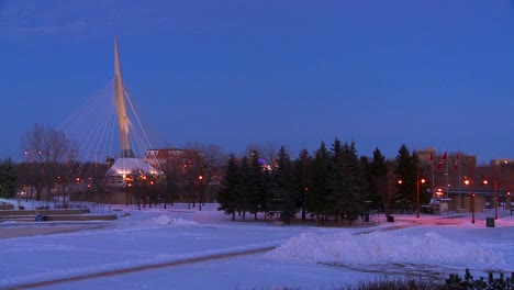 Downtown-Winnipeg-Manitoba-Kanada-In-Der-Abenddämmerung-2