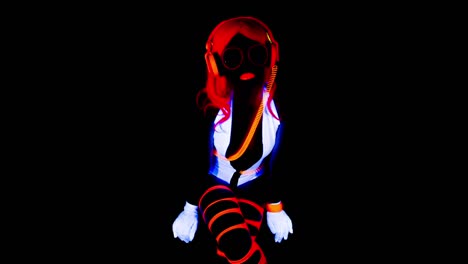 UV-Glowing-Woman-09