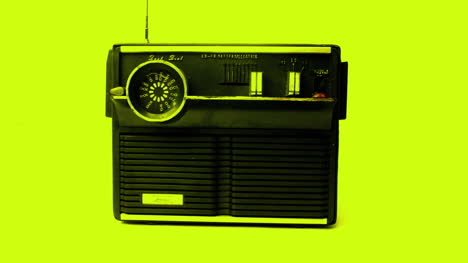 Little-Radio-09