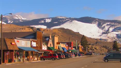 Die-Hauptstraße-Einer-Kleinstadt-Im-Nordwesten-Amerikas