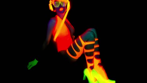 Lady-Glow-03