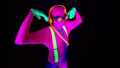 Lady-in-Glowing-Morph-Suit-03