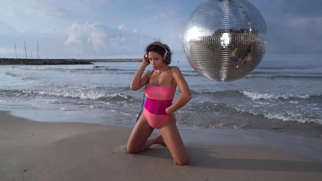 Woman-on-Beach-Dancing-04