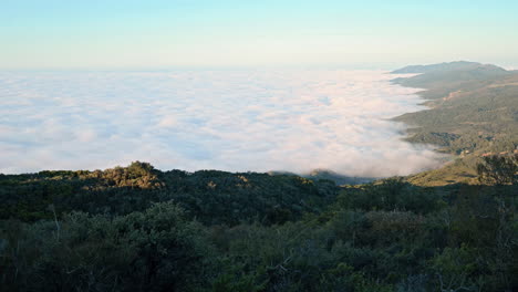 La-Niebla-De-Verano-Llega-A-La-Costa-Del-Sur-De-California-2