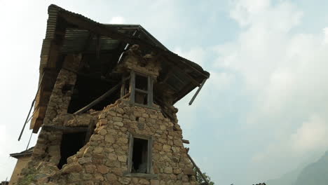 Las-Ruinas-Derrumbadas-De-Un-Edificio-Tras-El-Terremoto-De-Nepal-En-Abril-De-2015