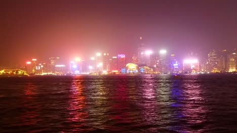 Schnelle-Zeitraffer-Pfanne-In-Der-Nacht-Von-Hong-Kong-Harbour-China