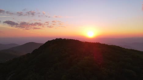 An-Excellent-Aerial-Shot-Of-The-Sun-Setting-Over-The-Blue-Ridge-Mountains-In-North-Carolina