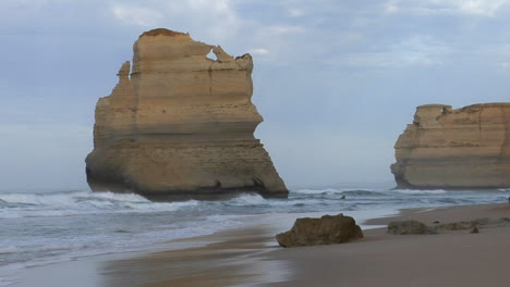 Felsformationen,-Bekannt-Als-Die-Zwölf-Apostel-Entlang-Der-Australischen-Küste-2