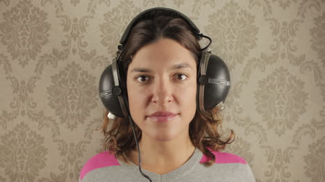 Woman-in-Headphones-00
