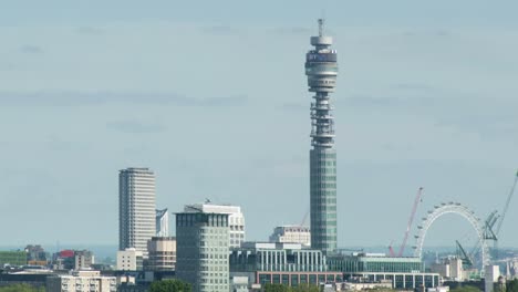 Londoner-Blick-Auf-Die-Skyline-11