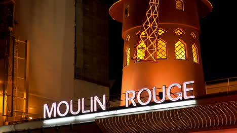 Moulin-Rouge-París-03