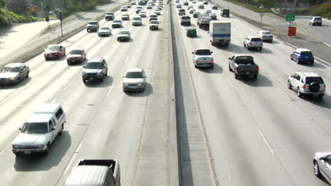 Traffic-moves-slowly-along-a-busy-freeway-in-Los-Angeles-18