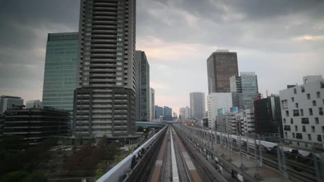 Tokio-Einschienenbahn-15