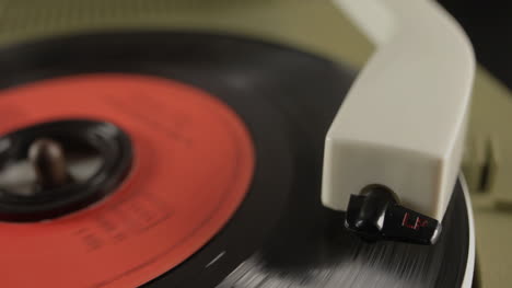 Vintage-Record-Video4