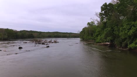 Antenne-Entlang-Des-Potomac-River-In-Der-Nähe-Von-Great-Falls-Virginia-1