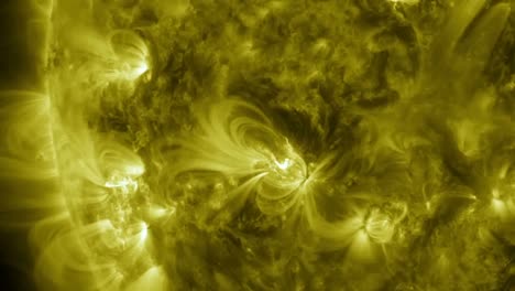 Nasa-Footage-Of-The-Surface-Of-The-Sun-And-Solar-Flares-2