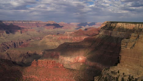 A-Beautiful-Time-Lapse-Of-The-Grand-Canyon-With-A-Storm-Passing-4