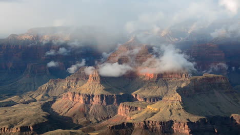A-Beautiful-Time-Lapse-Of-The-Grand-Canyon-With-A-Storm-Passing-9