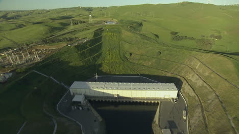 El-Suministro-De-Agua-De-California-Se-Bombea-Bajo-Tierra-En-El-Valle-De-San-Joaquín,-Cerca-De-Sacramento.