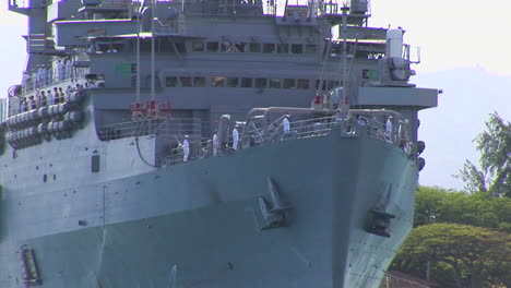 The-Whidbey-Island-Class-Dock-Landing-Ship-Coming-Into-Port-In-Hawaii-1