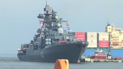 A-Russian-Navy-Vessel-Sails-Into-Port