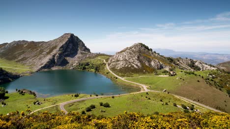 Covadonga-Lake-00