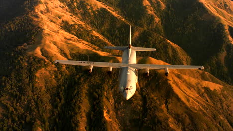 Antennen-Des-Us-Air-Force-Air-Mobility-Command-C130j-Im-Flug-12