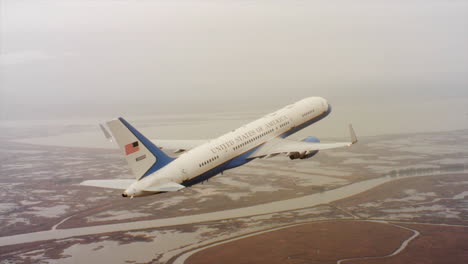 Aerials-Of-The-Us-Air-Force-Air-Mobility-Command-C32-In-Flight-1