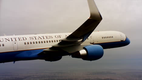 Aerials-Of-The-Us-Air-Force-Air-Mobility-Command-C32-In-Flight-3