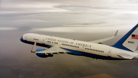 Aerials-Of-The-Us-Air-Force-Air-Mobility-Command-C32-In-Flight-11