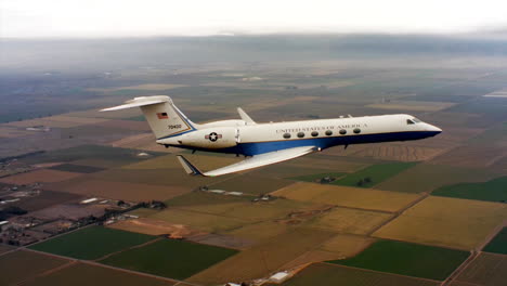 Aerials-Of-The-Us-Air-Force-Air-Mobility-Command-C37-Executive-Us-Government-Jet-In-Flight-6
