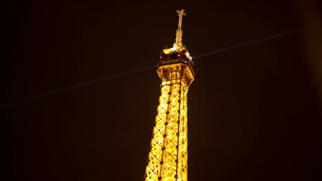 Eiffel-iluminado-01