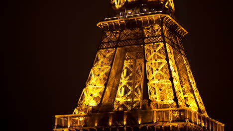 Eiffel-Erleuchtet-03