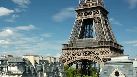 Eiffel-Tower-Video-05