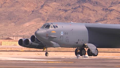 An-Air-Force-B52-Stratofortress-Taxis-On-A-Runway-At-A-Military-Base