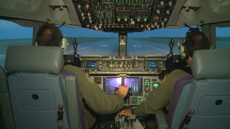 Air-Force-Pilots-Train-In-A-Flight-Simulator