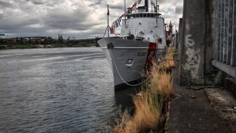 Nice-Time-Lapse-Footage-Of-Us-Coast-Guard-Boats-On-A-River-1