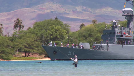 Un-Barco-De-La-Armada-Colombiana-A-Vela
