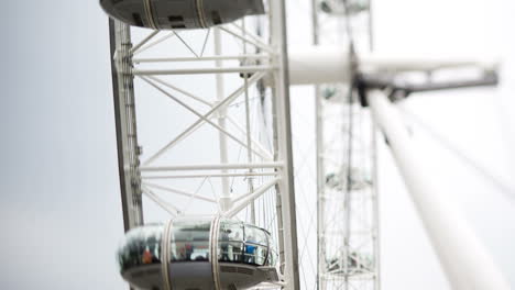 London-Eye-Roh-02