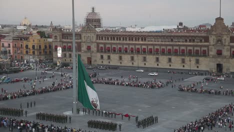 Mexiko-Flaggenänderung3