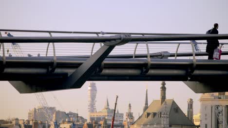 Millennium-Bridge-Londres-00
