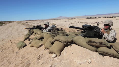 Us-Marines-Practice-Firing-Machine-Guns-In-Battlefield-Exercises-7