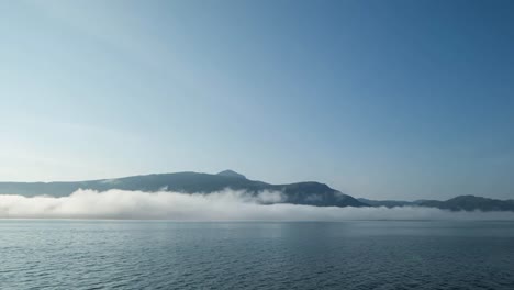 Norway-Cloud-Floating-00