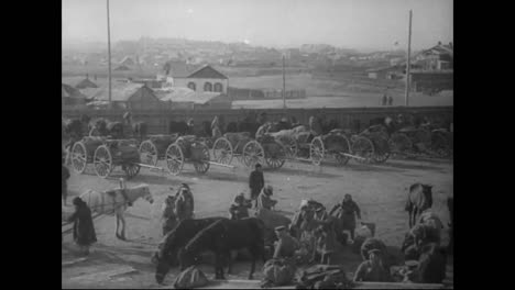 Russian-Peasants-On-The-Streets-Of-Vladivostok-Siberia-Russia-In-1918