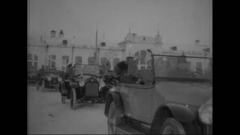 A-Delegation-Of-Cars-And-Horses-Follow-An-American-Visit-To-Siberian-Russia-In-1918