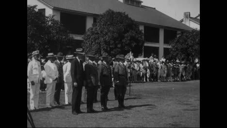 Charles-Lindbergh-überprüft-Die-Truppen-In-Fort-Amador-Und-Der-Berühmte-Mexikanische-Flieger-Emilio-Carranza-Kommt-1928-In-Den-USA-An